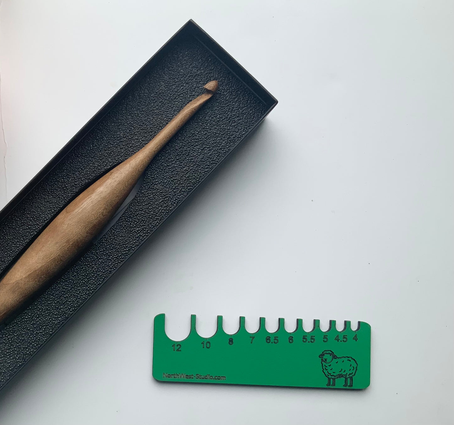Cutout Gauge Tool