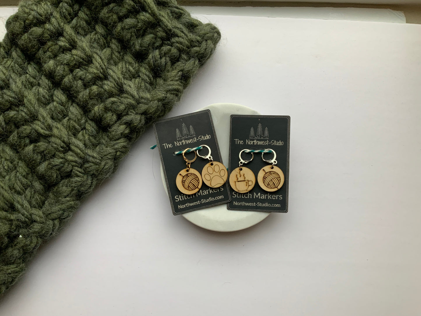 Stitch markers