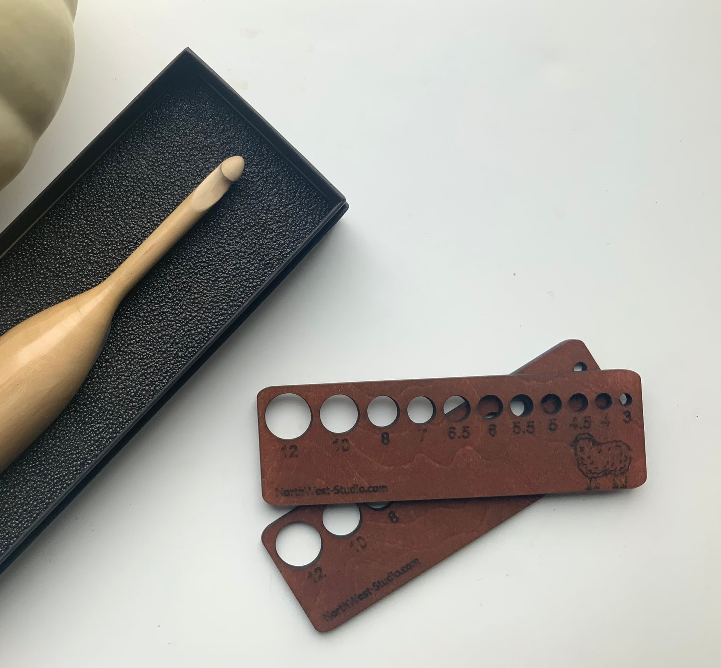 Enclosed Gauge Tool